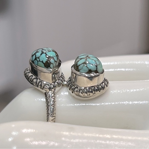 Blue Moon Turquoise Teardrop Black Oxidized Sterling Silver Bypass Silver Ring - Picture 7 of 9